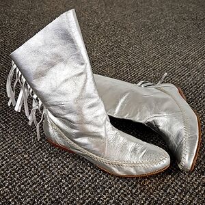 Vintage Diesse Designer Women's Silver Mocc Boot Size 8.5 Made in Germany